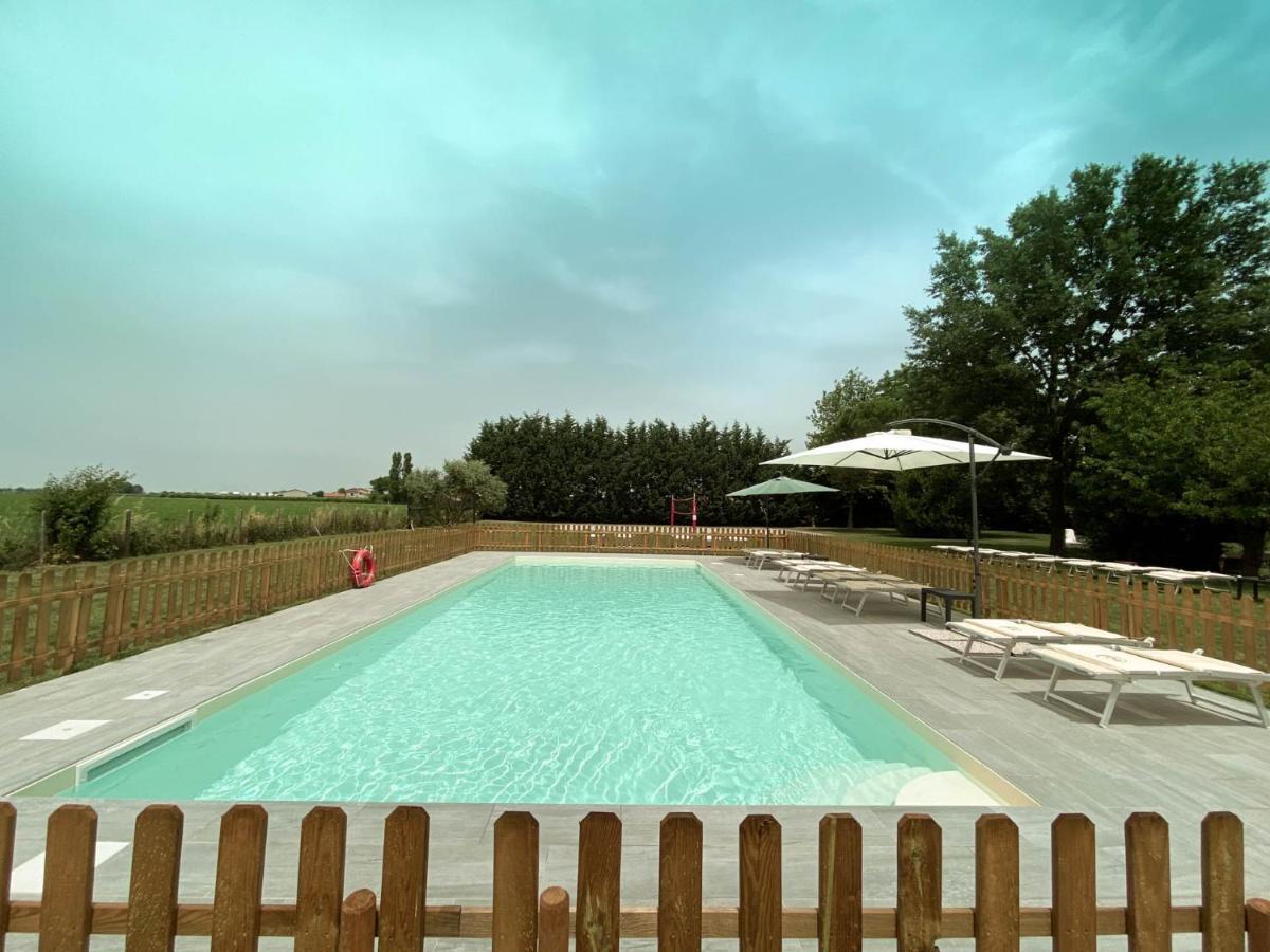 Il Bianconiglio R&B Bed & Breakfast Carraie Ngoại thất bức ảnh